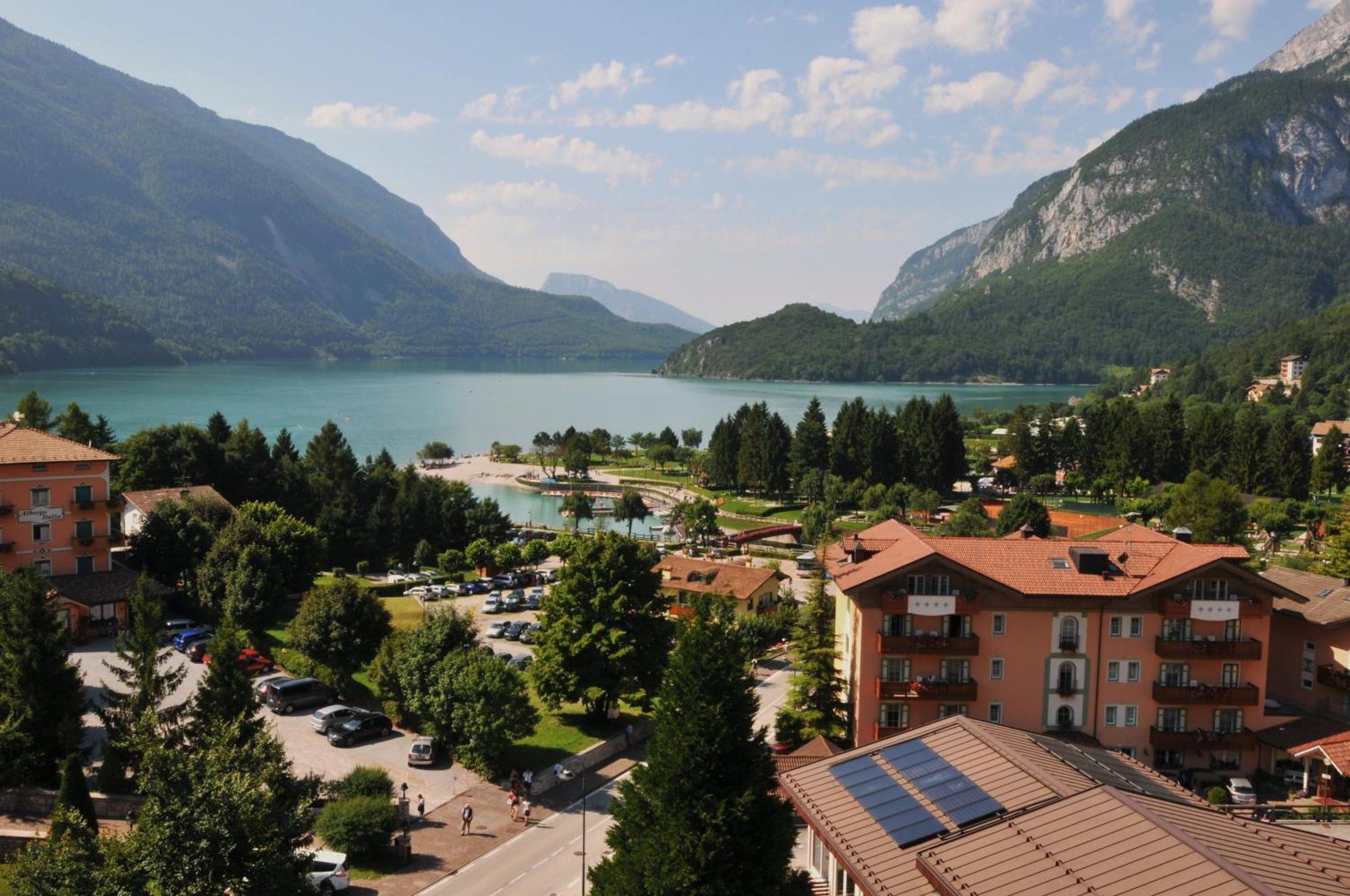 Alpenresort Belvedere Molveno Buitenkant foto